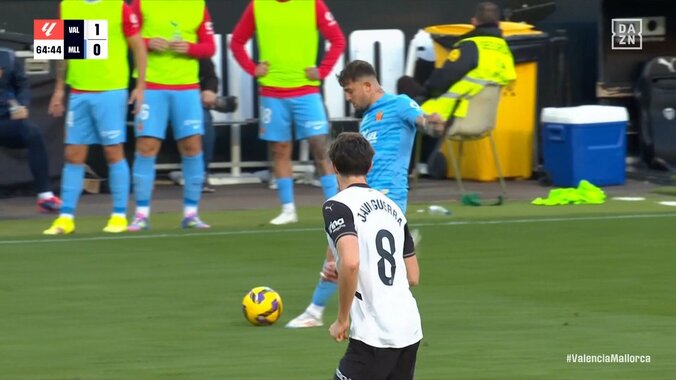 【映像】浅野拓磨、ピンポイントクロスにダイビングヘッドで合わせた瞬間