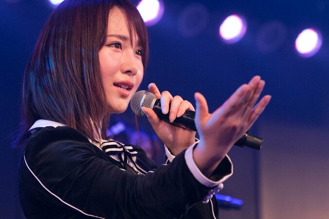 AKB48「今までで一番ハードな劇場公演」がスタート　向井地美音は東スポ記者の質問に「ブルマで滝行」を公約 20枚目