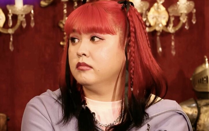 【写真・画像】ぺえ、中学時代の元カレを自慢「卒業式で、私の彼のボタンは全部なくなってました」　1枚目