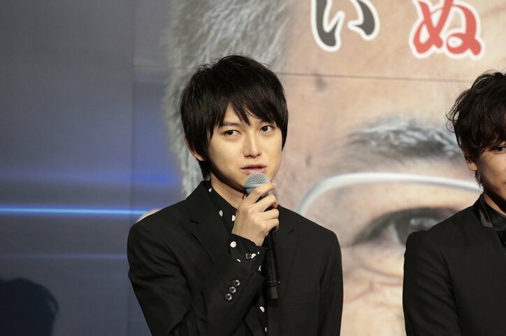 佐藤健、ストイックな食事制限を告白 木梨憲武による炊き出しも“焼き鳥だけ”しか食べられず