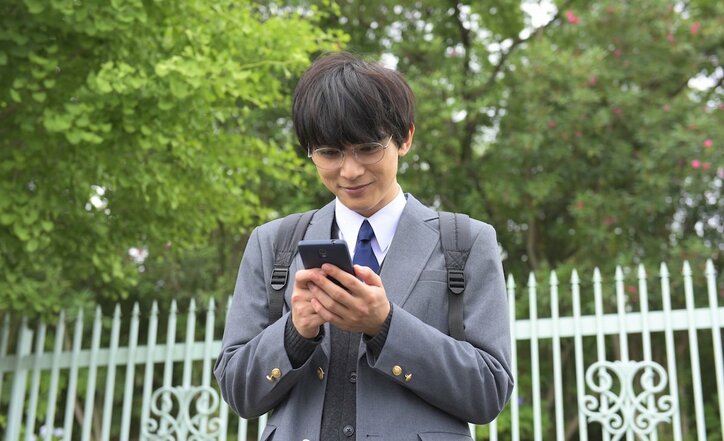 10月1日はメガネの日！吉沢亮&新木優子&杉野遥亮のメガネ写真解禁