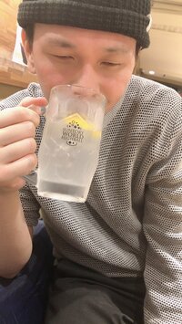 みはる『寂しげなシャチホコ さん』