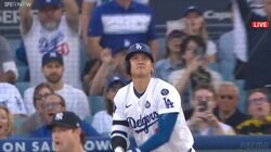 “大谷からジャッジへ” 大谷翔平のWS第1打席でいきなり飛び出した特大フライ→ライバル捕球にファン熱狂「初球狙ってきた！」