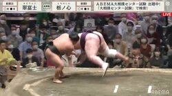 実況「得意の肩透かし出るか？」“振り”に応える翠富士　鮮やか決まり手に「予言すげー」「スーパーカタスカシスト」視聴者興奮