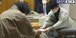 藤井聡太三冠が74手目を封じ手 最年少四冠かけた一局、豊島将之竜王と中盤の難所でほぼ互角／将棋・竜王戦七番勝負