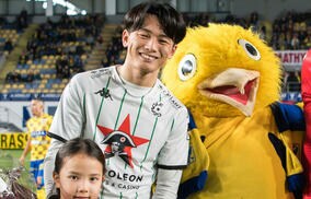 「まさに理不尽ゴール」「この勢いをW杯で」公式戦3戦連発、上田綺世の“らしさ“溢れる圧巻ゴールに称賛の声「日本のバティストゥータ」