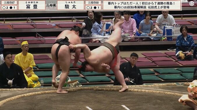 「大丈夫ですか」土俵際、力士の