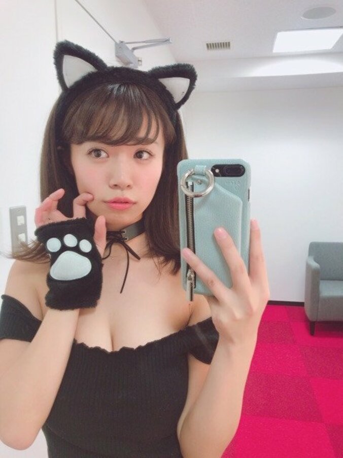 菜乃花、『モンハン』“オトモアイルー”を意識した衣装で「おともさせてください！」 1枚目