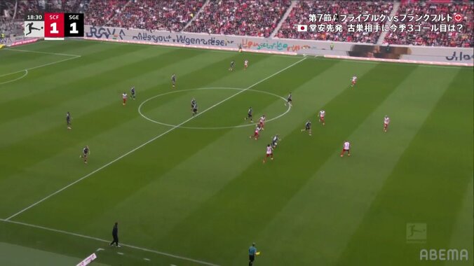 堂安律、古巣相手の“仕掛け”に脚光「4人に囲まれても関係ない」“強引ドリブル”で同点ゴールを呼び込む 4枚目