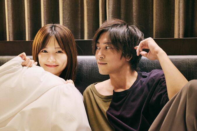 佐野岳、ベッドの上でぱるるに“愛”を伝える「愛しさみたいなものが…」『私たち結婚しました3』第8話 3枚目