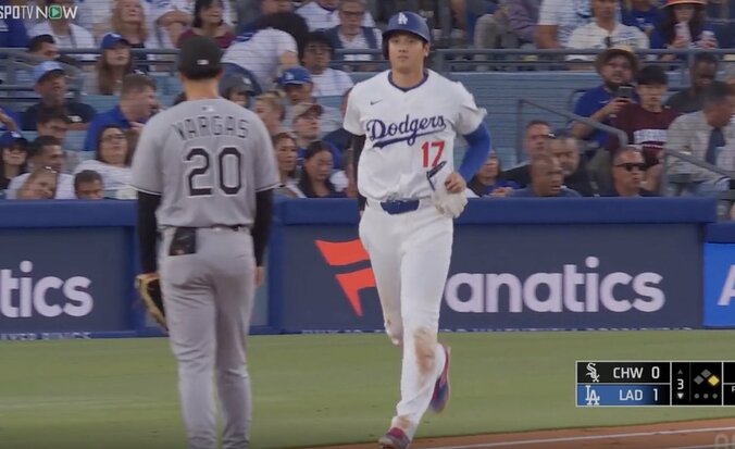 【写真・画像】ブチギレて顔面殴打！ド軍右腕に“異変”… 衝撃の光景「怖すぎ」「どうした？」 想定外のリアクションが話題に　1枚目