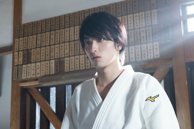 横浜流星の柔道着姿や二人乗り姿も！『チア男子!!』 より場面写真解禁 4枚目