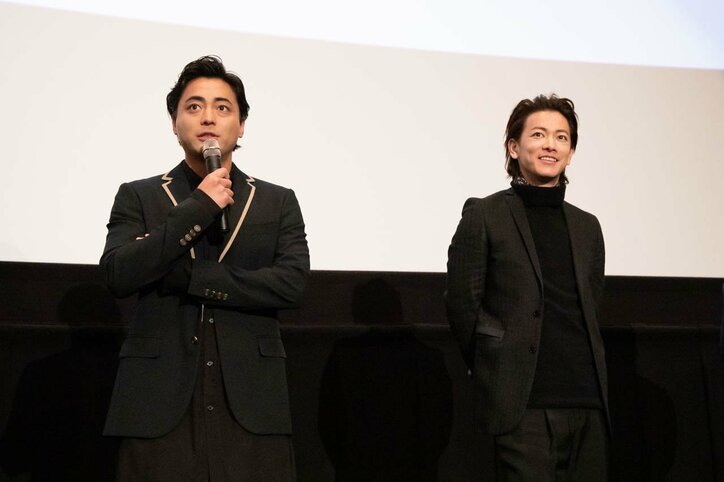 佐藤健、山田孝之の役作りを絶賛「役に入り込む深さの次元が違う」