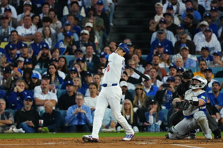 【写真・画像】止められん… 大谷翔平が「バケモノすぎる」逆方向豪快弾で投手に“異変”「可哀想だな」「ダメージでかいだろ」　1枚目