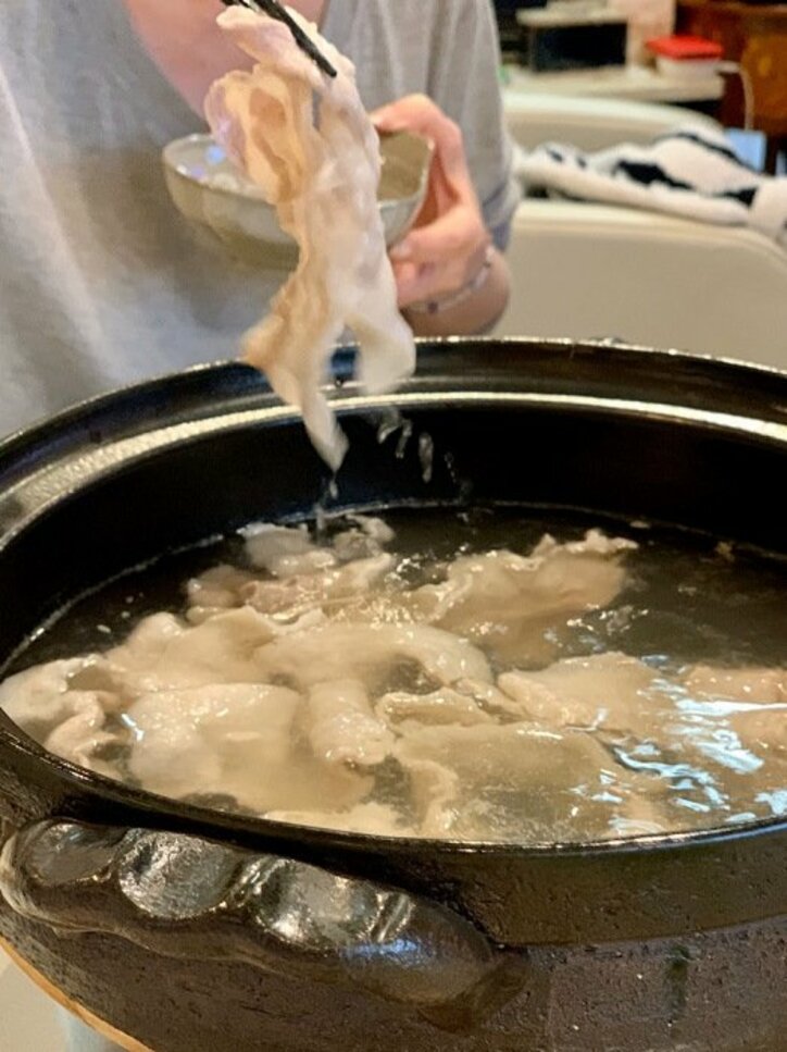 研ナオコの夫、妻が汗だくで鍋を完食「とっても美味しそう」「愛情たっぷり」の声