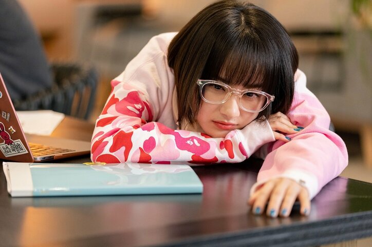 “推しメン”佐野玲於のため…！頑張る平祐奈が可愛すぎると話題に『会社は学校じゃねぇんだよ 新世代逆襲編』