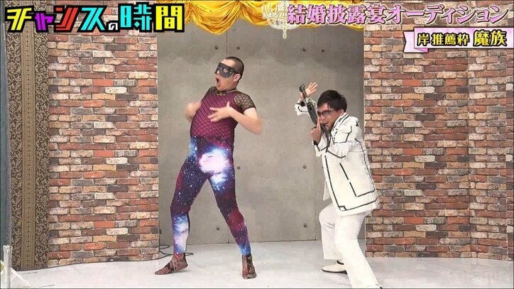 「オリラジ見た時の衝撃」SM芸人による“犬のおまわりさんプレイ”を千鳥・大悟が称賛