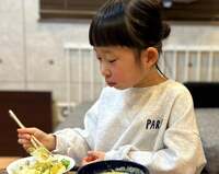 尾形あい『スクール帰りに急遽病院へ！！』