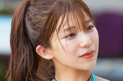 「100万超の借金を肩代わり」22歳セクシー女優、元彼からのDVを実演し衝撃「周りからしたらイチャイチャしてるように見えるけど…」