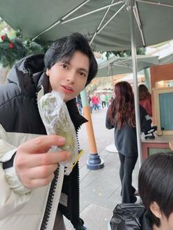  川崎希、アメリカのディズニーで驚きだったこと「興味津々アレクが買うことに」 