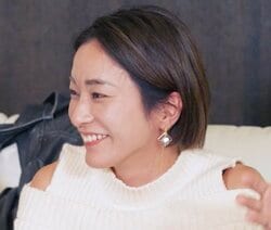 夫の不倫で離婚＆破産した美人シンママ、過激キスデートから帰宅しトロンとした表情に…色気漂う空気に周囲がざわつく