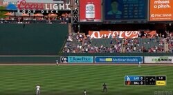 センターライナーだろ？ 大谷翔平、爆速弾丸ライナーで“まさかの光景”「ヤバすぎw」菅野智之も困惑… スタンドに突き刺す“衝撃着弾”「トラウマだろ」