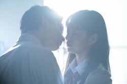 他人を好きになれない自分、性病に悩む女子高生…Seventeenモデルが等身大で“性の疑問”に向き合うリアル