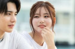 スタイル抜群のモデルJK、美脚スラリな彼シャツスタイルで中島健人似男子と急接近！S発言連発も『今日好き』卒業編2024inセブ島第2話