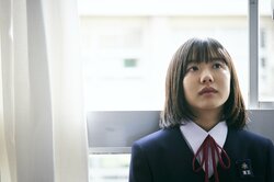芦田愛菜6年ぶりの実写映画主演作『星の子』 鈴木福、サンドウィッチマン、山田孝之らからコメント到着