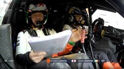 助手席から「サイドブレーキ引いているんです！」世界ラリーで驚きの“曲芸” 日本人の相棒が見せた凄技に脚光