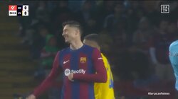 ドンピシャヘッドがクロスバー直撃！ゴールハンター＆ファンが一斉に天を仰いだ瞬間「決めろおおお」「クロスバー当てやないかい」