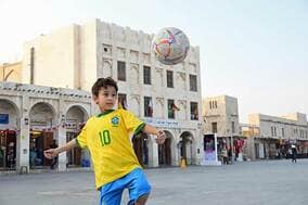 【W杯｜この日この1枚】熱狂は終わり、センチメンタルな光景…市場の賑わいも徐々に“さざ波”へ