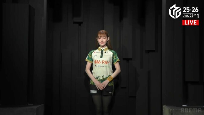 笑顔とスタイルの組み合わせが完璧！中田花奈の入場シーン