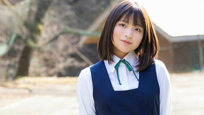 【写真・画像】群青の世界・辻夏鈴、制服姿＆プールで大はしゃぎ ヤンマガWeb「NEXT推しガール！」　1枚目