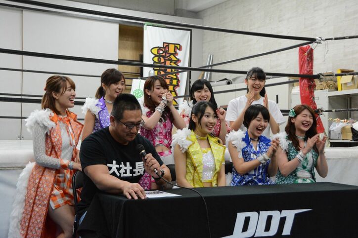「歌って踊って闘える」レスラー兼アイドル育成へ DDT&アプガ、強力すぎるコラボの歴史