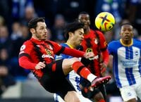 三笘薫がプレミアリーグ2戦連発！後半終了間際に頭で決めた今季5ゴール目で勝利に導く