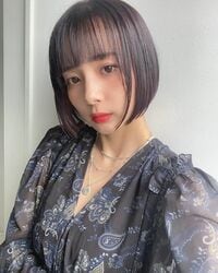 「めちゃめちゃ似合う」「大好きな長さ」モデル雀士・岡田紗佳の定番ショートボブに絶賛の声