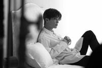 ベッド上の岩田剛典に“キュン死寸前”のファン続出「色気抑えてくれ…心臓がもたん！」「萌え死にました」の声