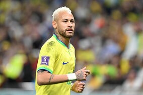 【W杯】失意のネイマールが見せた“神対応”　クロアチアFWの息子にハグ…海外称賛「特別なひととき」