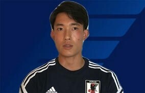 谷晃生、同世代GK陣とのポジション争いへ「守備範囲、ハイボールというストロングを出したい」