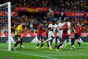 スペインがホームでスイスに敗戦…CKからの2発に沈む／UNL第5節