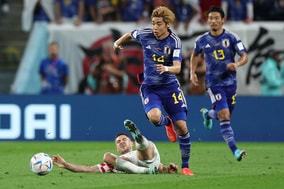 「かなり黒子役に徹していた」　本田圭佑が見た伊東純也のカタールW杯評価は？