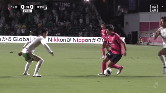 U-21日本代表ウイングが「三笘薫みたい」と話題！“3人抜き電撃ドリブル”に「唯一無二」「夢樹の突破ほんま好き」 3枚目