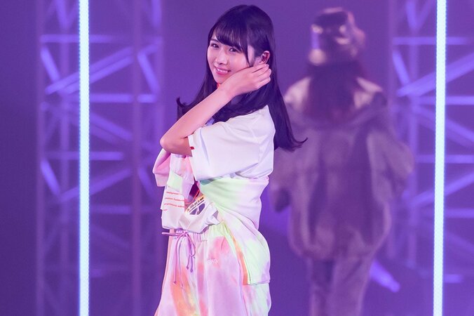 日向坂46、TGC×DASADAコラボステージに登場！ ハッピーオーラ振りまくランウェイでおひさま魅了 10枚目