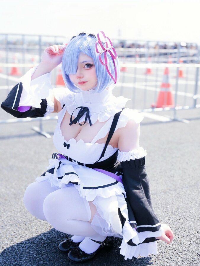 【写真・画像】『Re:ゼロから始める異世界生活』レムコスプレ画像　2枚目