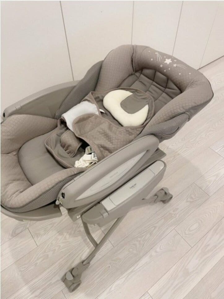 川崎希、娘のために新しく購入したバウンサーを紹介「すぐ寝てびっくり」