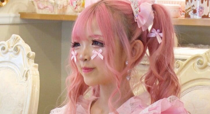 【写真・画像】姫ギャル小学生の“プリンセス仕様”の自宅に衝撃「どこで買えるんですか？」特注の天蓋ベッドは約300万円　1枚目