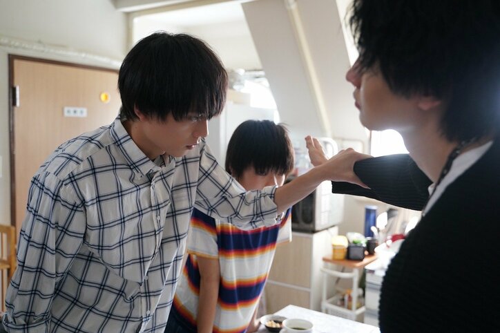 兄が家族を軟禁 幼い弟と要介護の祖父が人質状態に…『覆面D』ヤングケアラー武藤（水沢林太郎）の力ない「大丈夫」に不穏な予感