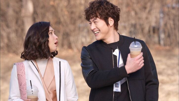 最高視聴率36.5％を記録！適齢期の一男三女の恋愛模様を描く『適齢期惑々ロマンス～お父さんが変！？～』