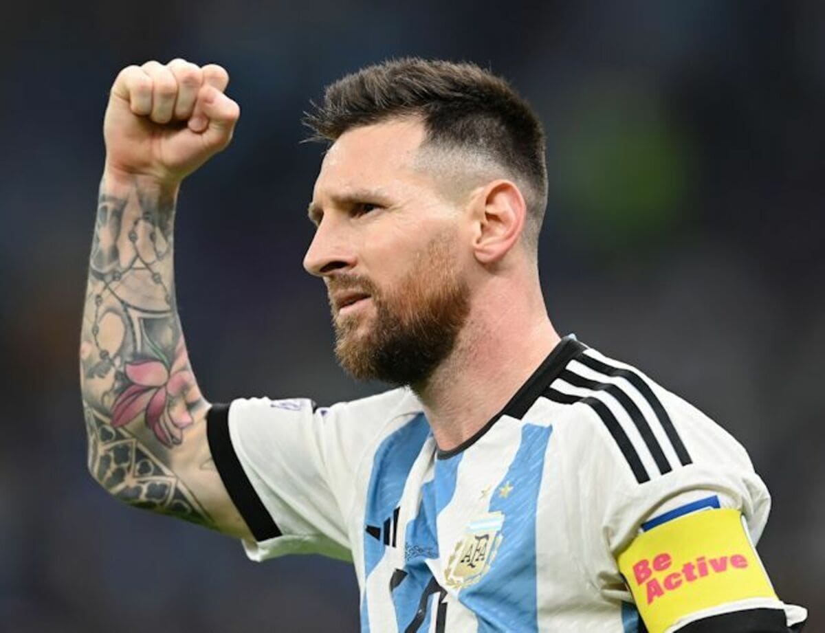 マラドーナのような鬼気迫る姿」で目の覚めるプレーを連発するメッシ